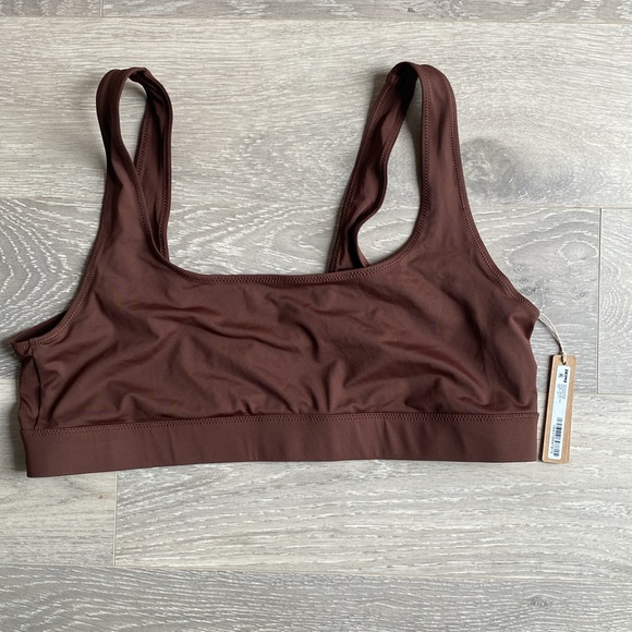 SKIMS SIGNATURE TANK BIKINI TOP 2X COCOA NWT - Picture 7 of 11